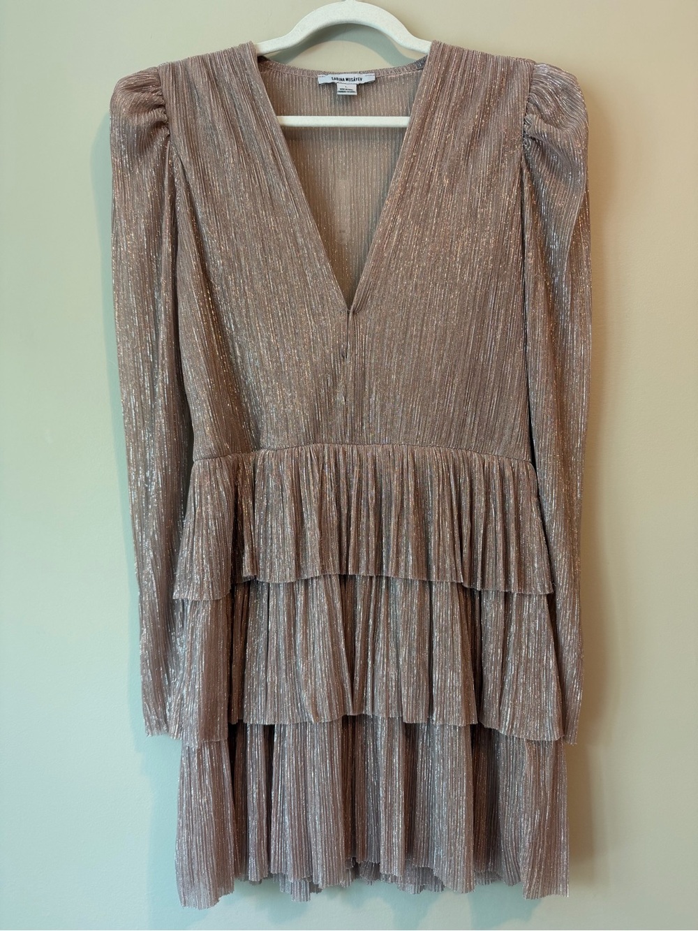 Sabina Musáyev “Carry” Metallic Pleated Tiered Mini Dress Sz L VGUC